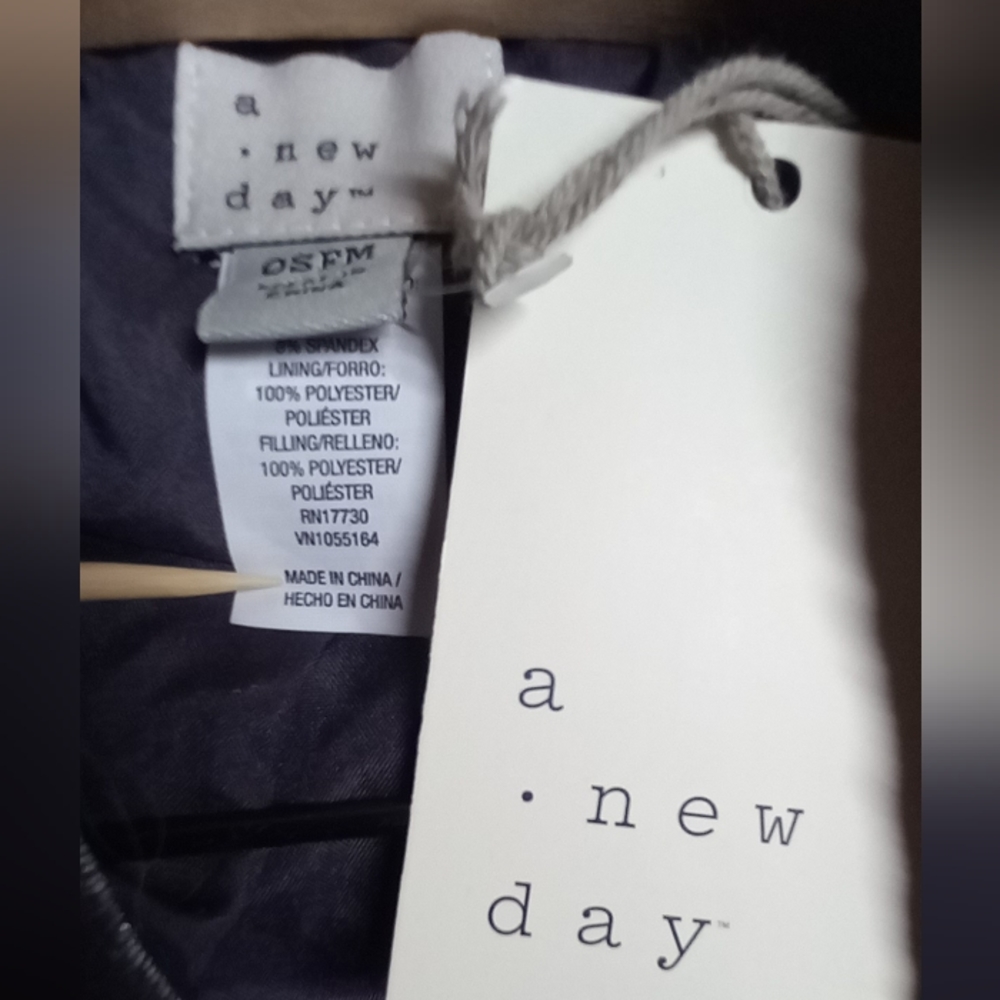 A .NEW DAY Spring / Fall jacket, one size. - Picture 3 of 4
